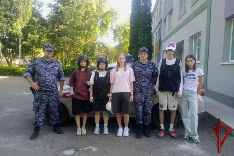 Акция «Каникулы с Росгвардией» продолжается в Липецке