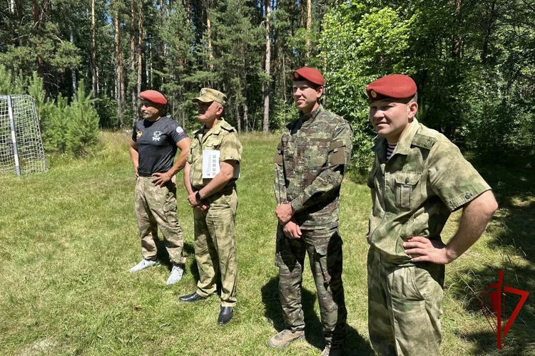В Липецкой области состоялись IV межрегиональные военно-спортивные сборы "Хочу в спецназ!"