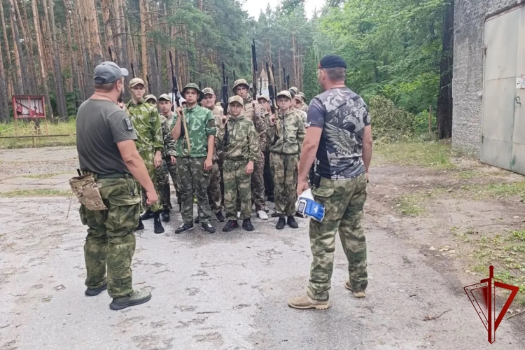 В Липецкой области состоялись IV межрегиональные военно-спортивные сборы "Хочу в спецназ!"