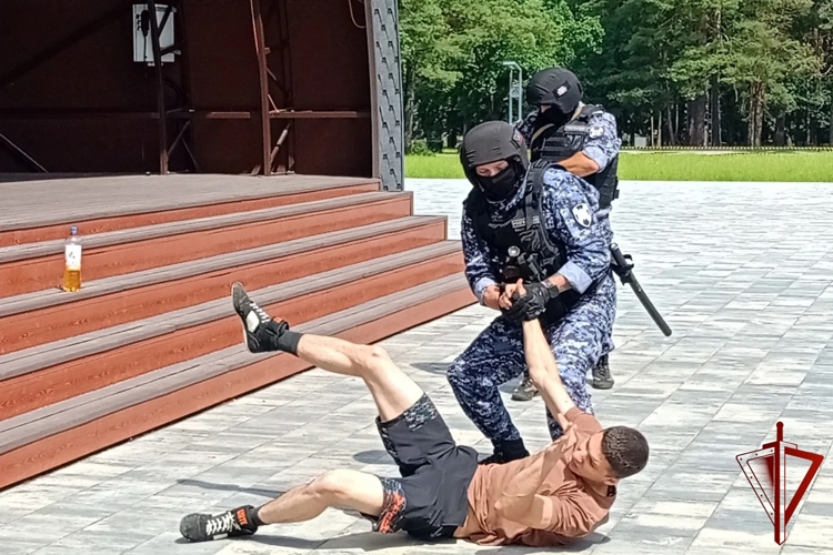 В Липецке прошла акция «Каникулы с Росгвардией» 