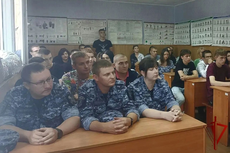 Лекция по финансовой грамотности прошла для сотрудников Росгвардии