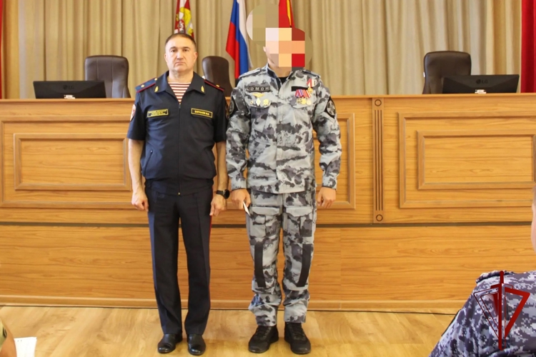 В Липецкой области вручили ведомственные награды  росгвардейцам