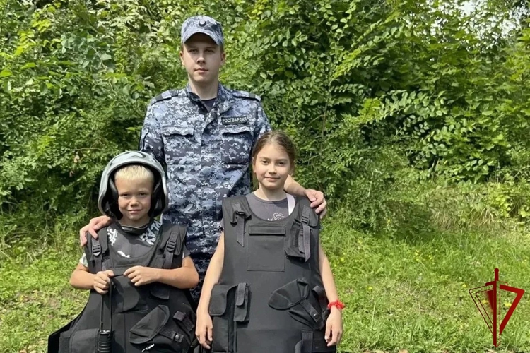 В Липецкой области продолжается акция «Каникулы с Росгвардией»