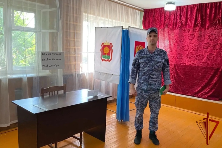 Росгвардия продолжает обследование избирательных участков в Липецкой области