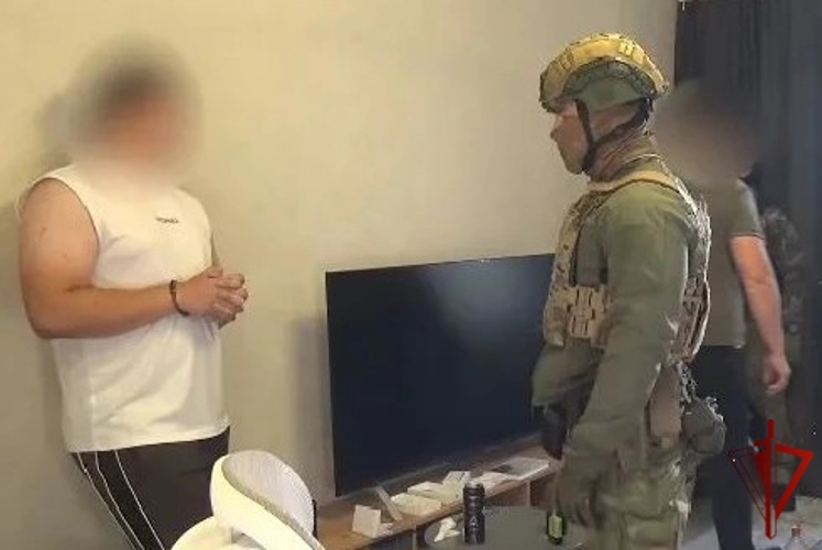 В Липецке при силовой поддержке ОМОН «Легион» Росгвардии задержан подозреваемый в совершении хищений в значительном и крупном размерах  