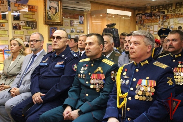 В Липецке офицер Росгвардии принял участие в акции «Послание победителя»