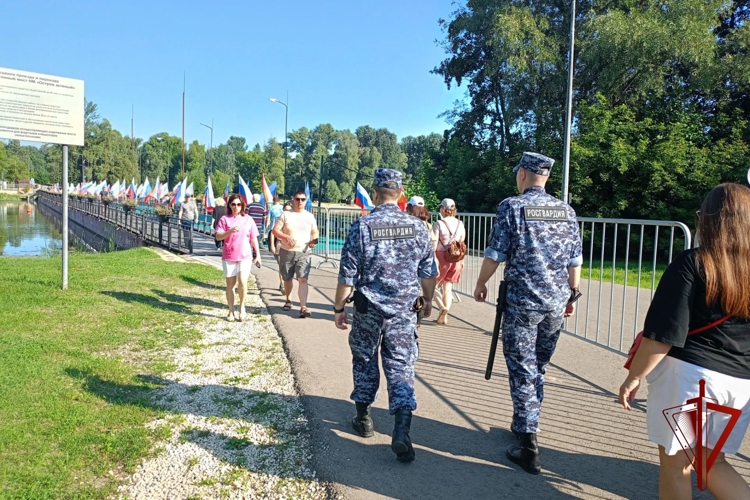 Росгвардия обеспечила охрану порядка во время проведения фестивалей в Липецке