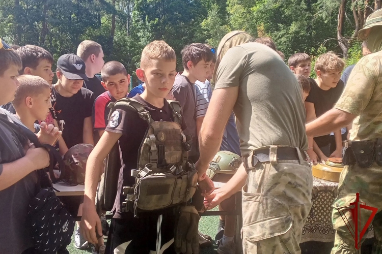 В Липецкой области продолжается акция «Каникулы с Росгвардией»