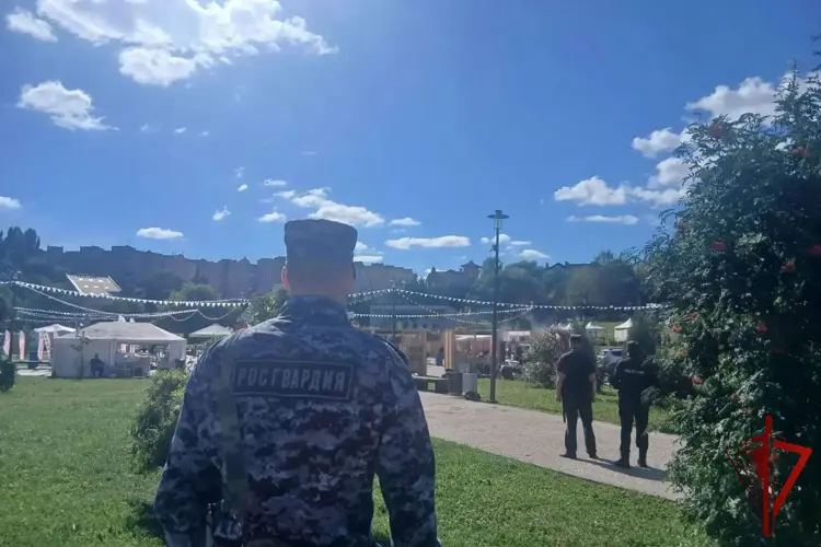 В Липецке Росгвардия обеспечила безопасность при проведении гастрономического фестиваля 