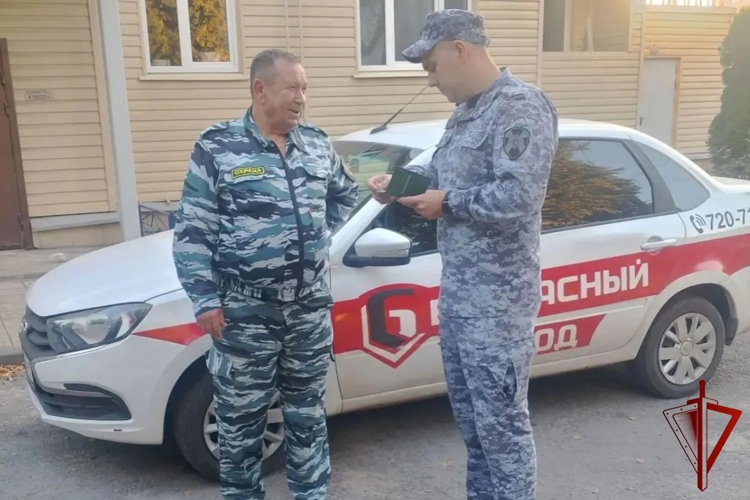 В Липецке росгвардейцы обеспечили правопорядок в Единый день голосования