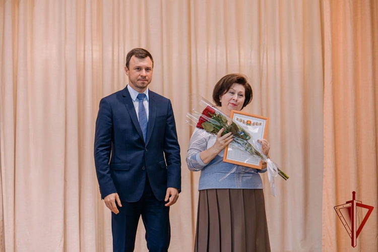 За верность долгу и профессионализм: в Липецкой области чествовали сотрудников вневедомственной охраны Росгвардии