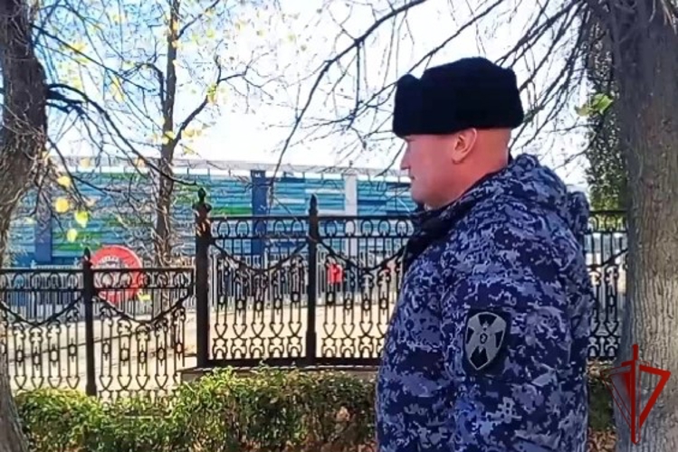 В Липецке росгвардейцы обеспечили правопорядок в период футбольного матча