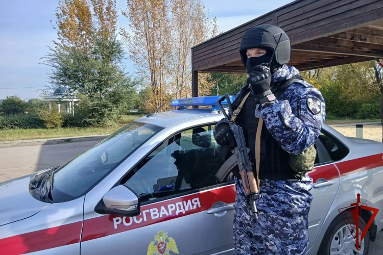 В Липецке росгвардейцы задержали лицо, находящееся в федеральном розыске